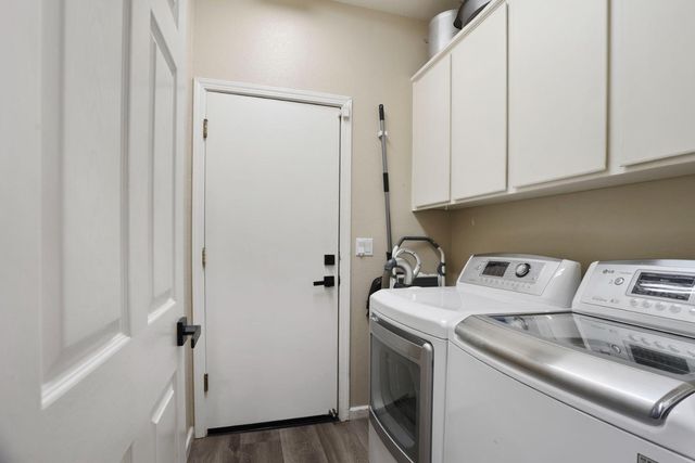 365 Dragonfly Cir, Sacramento, CA 95834