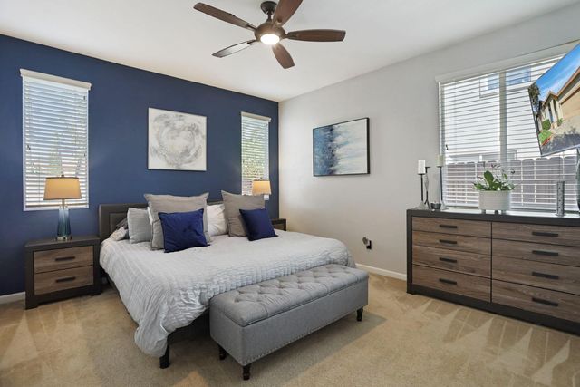 365 Dragonfly Cir, Sacramento, CA 95834