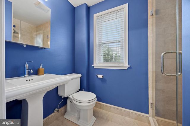 116 WALNUT HILL LN, Havertown, PA 19083