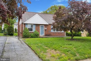 116 WALNUT HILL LN, Havertown, PA 19083