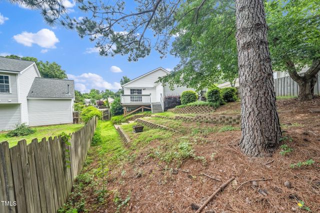 202 Homestead Park Drive, Apex, NC 27502