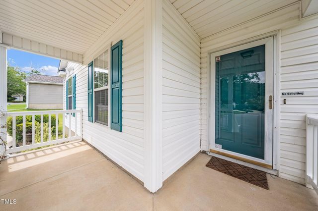 202 Homestead Park Drive, Apex, NC 27502