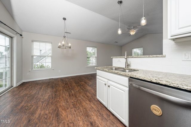 202 Homestead Park Drive, Apex, NC 27502