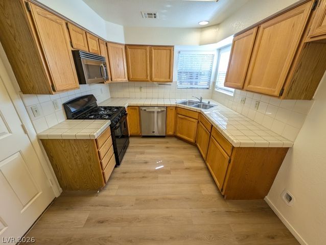 5117 Kingsbridge Drive, Las Vegas, NV 89130