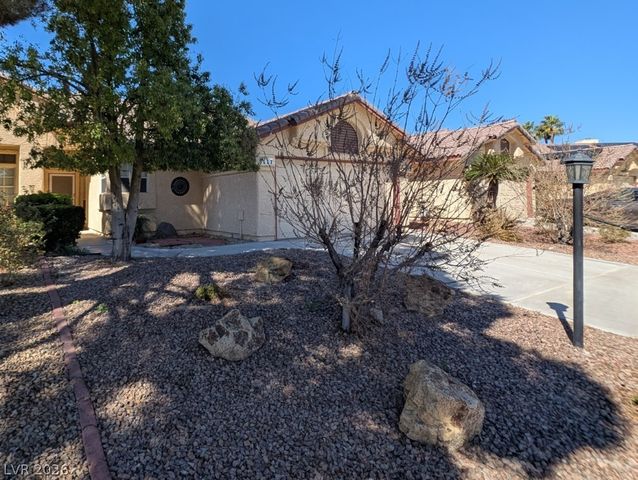 5117 Kingsbridge Drive, Las Vegas, NV 89130