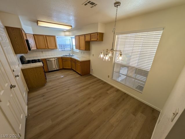 5117 Kingsbridge Drive, Las Vegas, NV 89130
