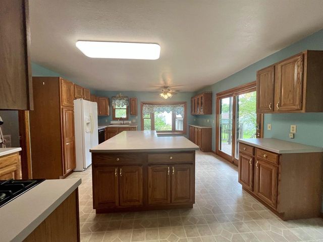 509 N Benton Street, Sparta, WI 54656