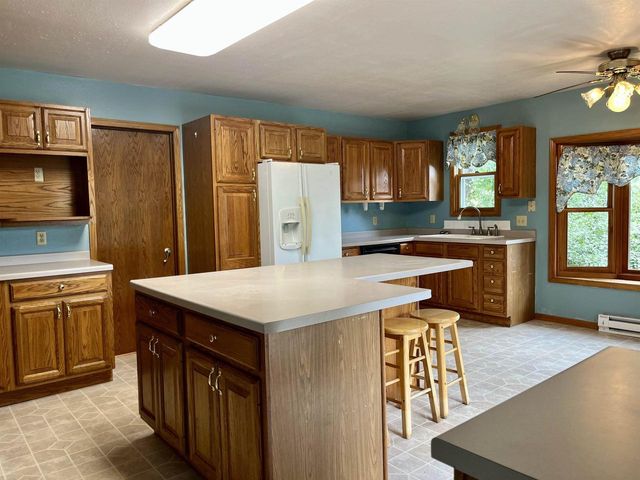 509 N Benton Street, Sparta, WI 54656