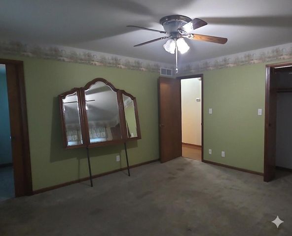 142 Curtis Drive, Valparaiso, IN 46383