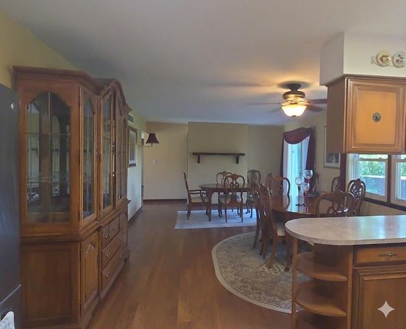 142 Curtis Drive, Valparaiso, IN 46383