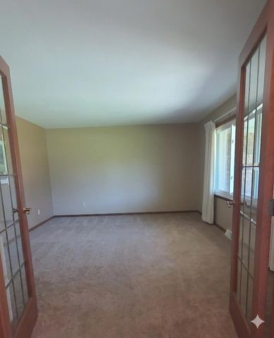 142 Curtis Drive, Valparaiso, IN 46383