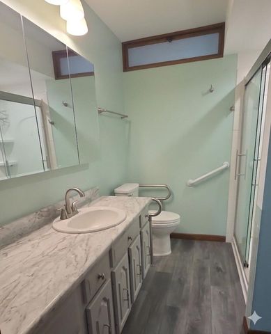 142 Curtis Drive, Valparaiso, IN 46383