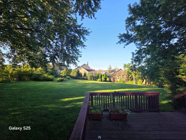 142 Curtis Drive, Valparaiso, IN 46383