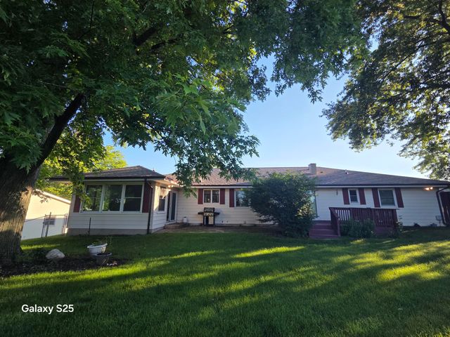142 Curtis Drive, Valparaiso, IN 46383