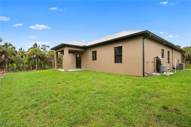 3244 32nd AVE SE, Naples, FL 34117