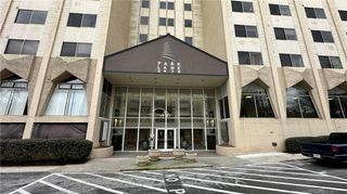 2479 Peachtree Road NE 217, Atlanta, GA 30305