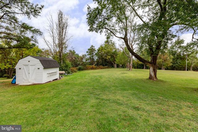 467 BROOKE RD, Fredericksburg, VA 22405