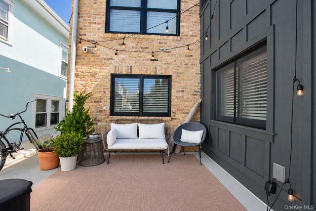 106 Pacific Boulevard, Long Beach, NY 11561