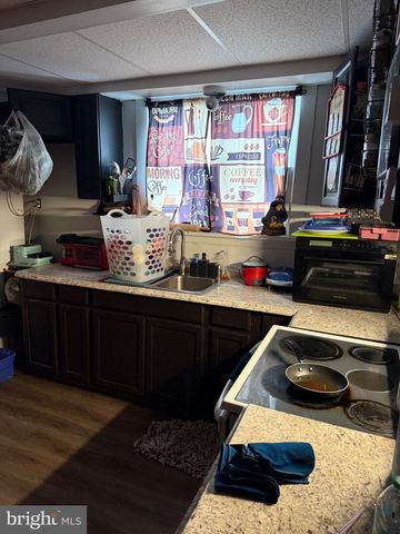 918 RACE ST, Shamokin, PA 17872