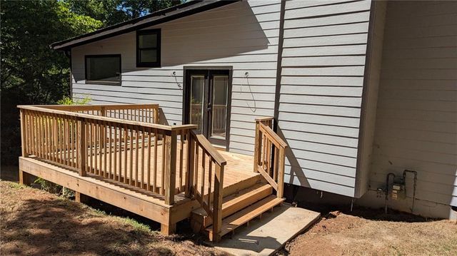211 Marquis Court SW, Lilburn, GA 30047