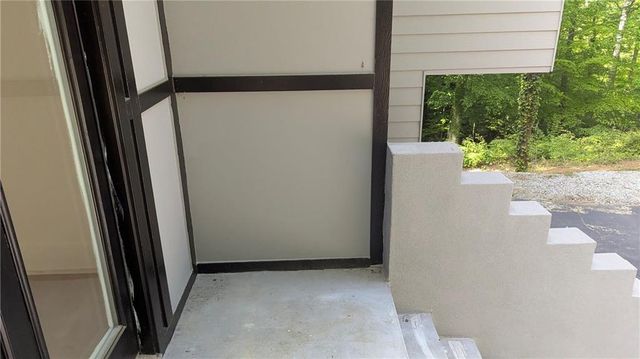 211 Marquis Court SW, Lilburn, GA 30047