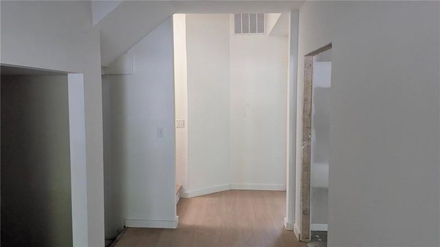 211 Marquis Court SW, Lilburn, GA 30047