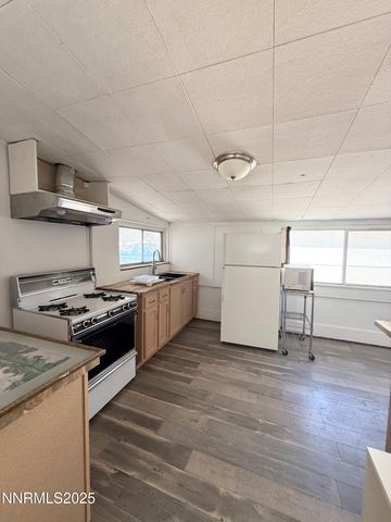 960 Franklin Avenue, Lovelock, NV 89419