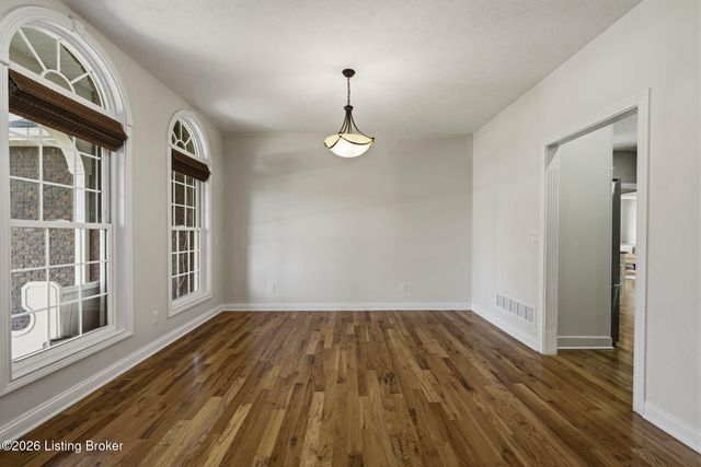 578 Deer Run Way, Elizabethtown, KY 42701