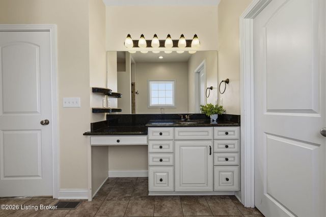 578 Deer Run Way, Elizabethtown, KY 42701