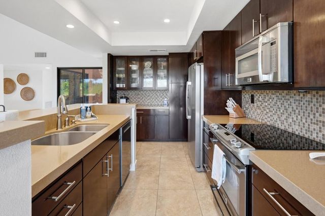 48640 Torrito Court, Palm Desert, CA 92260