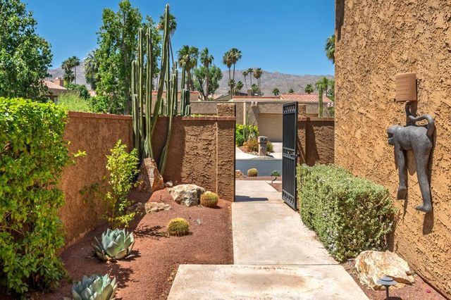 48640 Torrito Court, Palm Desert, CA 92260