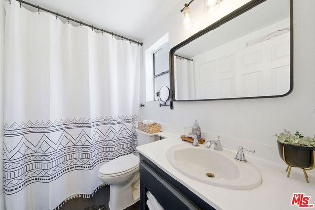 17310 S Hoover Street, Gardena, CA 90247