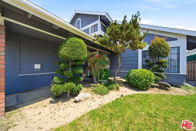 17310 S Hoover Street, Gardena, CA 90247