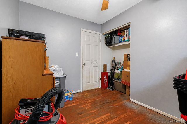 1366 Windham Street, Westland, MI 48186
