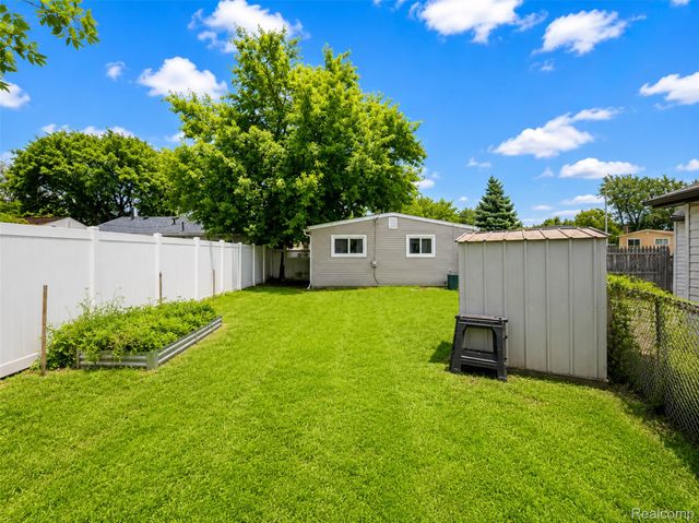 1366 Windham Street, Westland, MI 48186