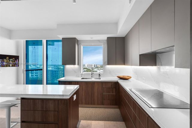 781 Crandon Blvd 801, Key Biscayne, FL 33149