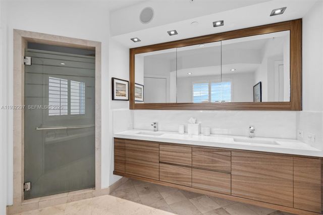 781 Crandon Blvd 801, Key Biscayne, FL 33149