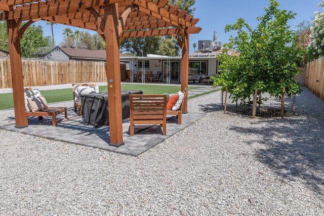 755 W COOLIDGE Street, Phoenix, AZ 85013
