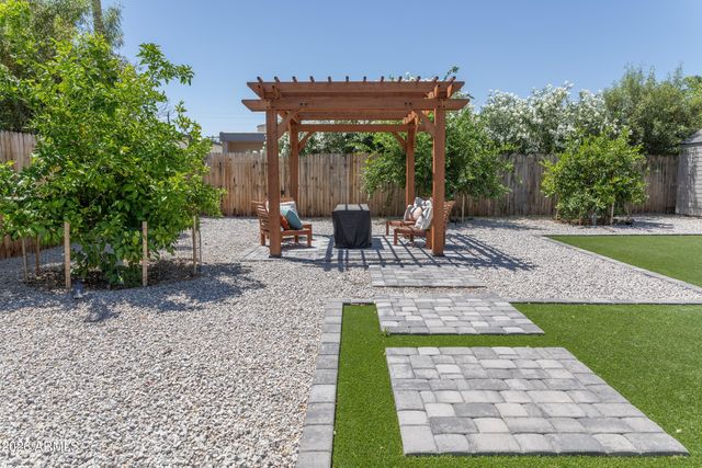 755 W COOLIDGE Street, Phoenix, AZ 85013