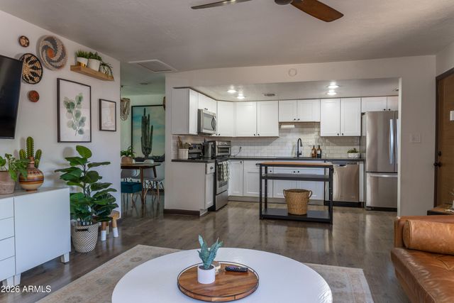 755 W COOLIDGE Street, Phoenix, AZ 85013
