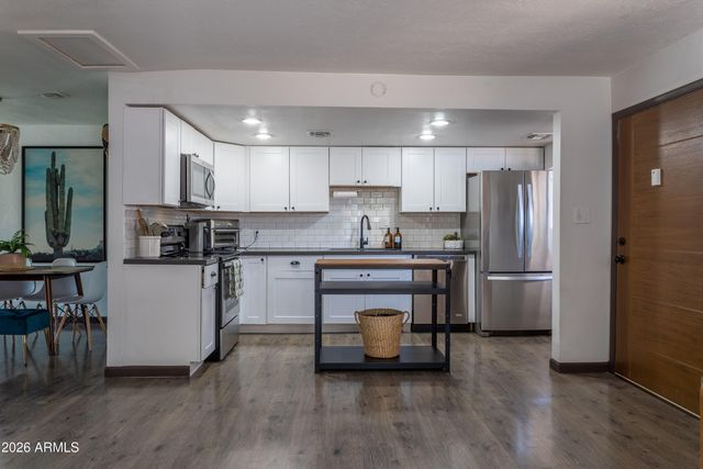 755 W COOLIDGE Street, Phoenix, AZ 85013