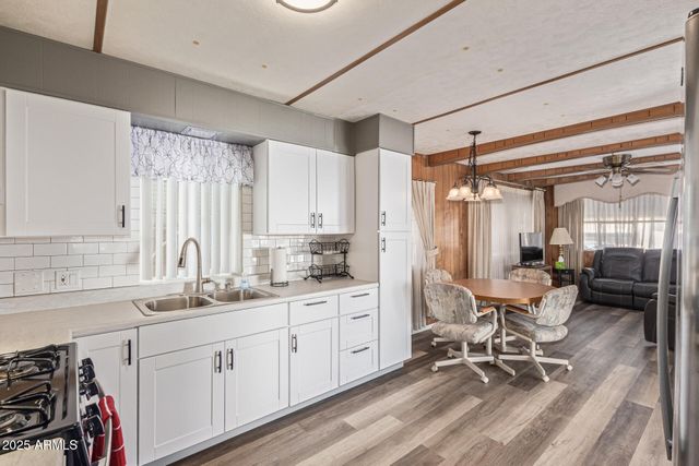 2528 E MCKELLIPS Road 15, Mesa, AZ 85213