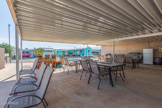 2528 E MCKELLIPS Road 15, Mesa, AZ 85213