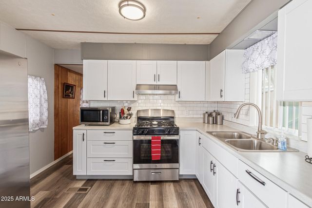 2528 E MCKELLIPS Road 15, Mesa, AZ 85213