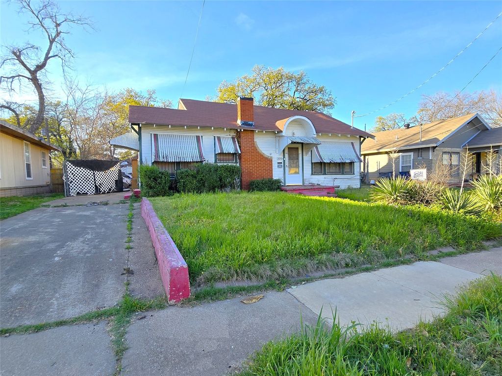 3015 Lenway Street, Dallas, TX 75215