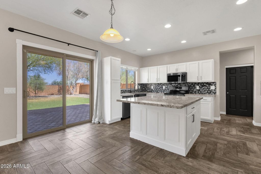 20787 N 259TH Drive, Buckeye, AZ 85396 — photo 3
