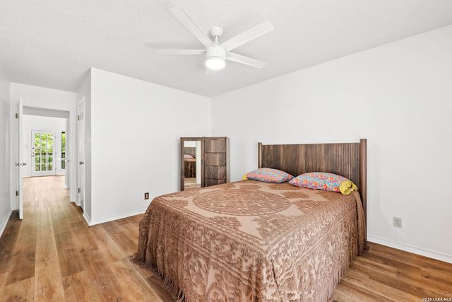 8611 Datapoint Dr Apt 74, San Antonio, TX 78229