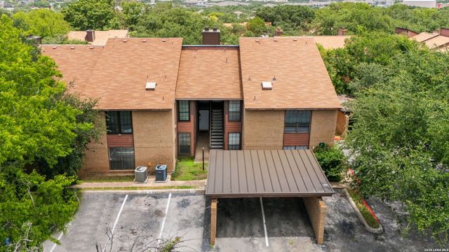 8611 Datapoint Dr Apt 74, San Antonio, TX 78229