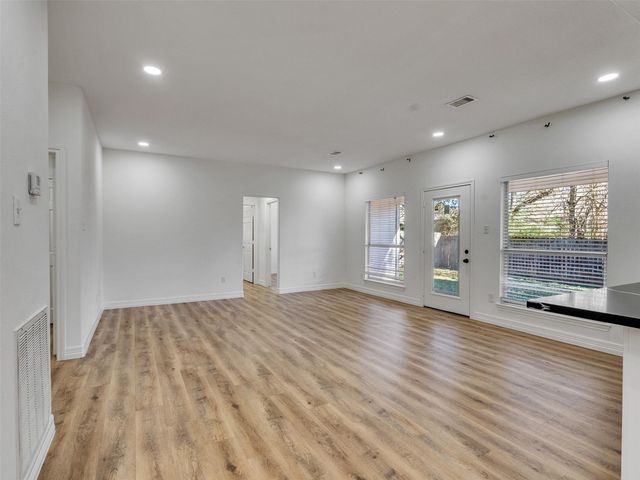 206 Doncaster Street, Conroe, TX 77303
