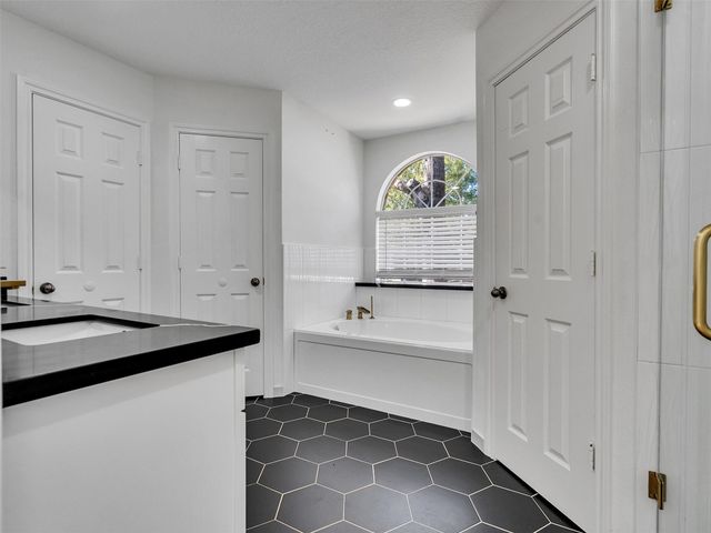 206 Doncaster Street, Conroe, TX 77303